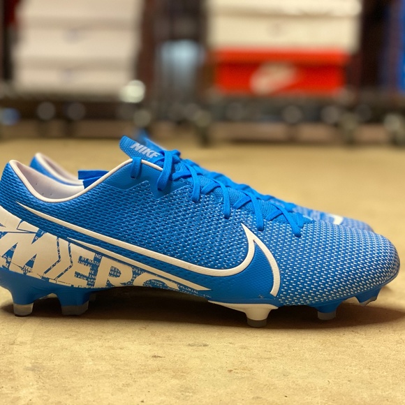 academy mens cleats